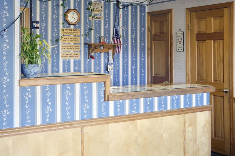 Americas Best Value Inn - Winchester, VA