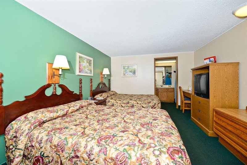 Americas Best Value Inn - Covington, VA