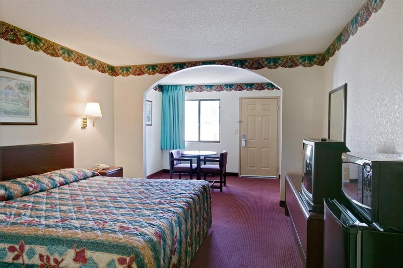 Americas Best Value Inn - Acworth, GA