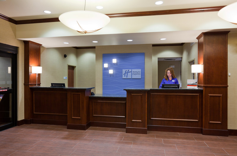 Holiday Inn Express & Suites MINNEAPOLIS SW - SHAKOPEE - Shakopee, MN