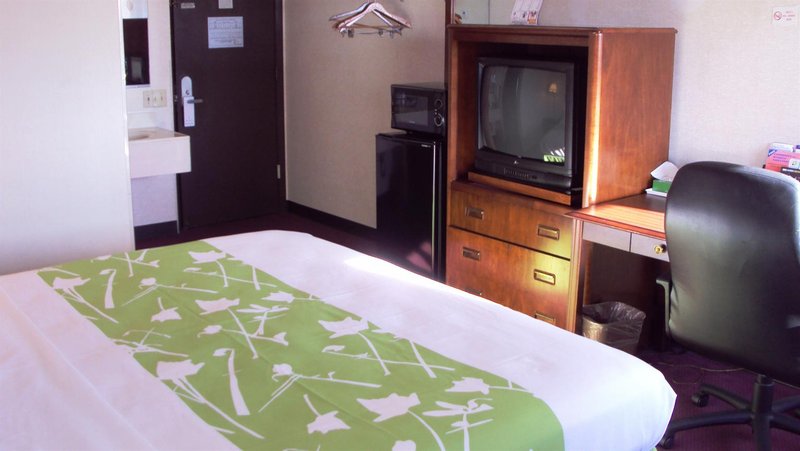 Americas Best Value Inn / Troy - Troy, MO