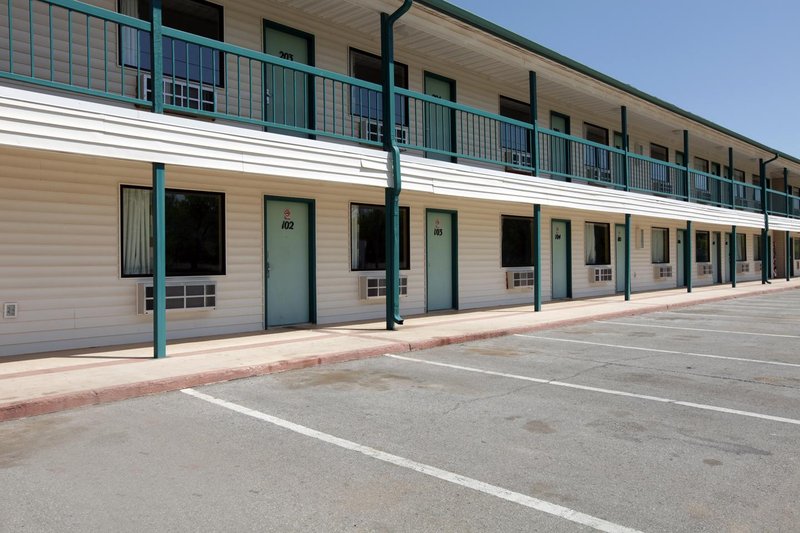 Americas Best Value Inn - Enid, OK