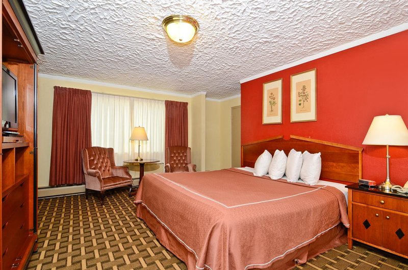 Americas Best Value Inn - Clarence, NY