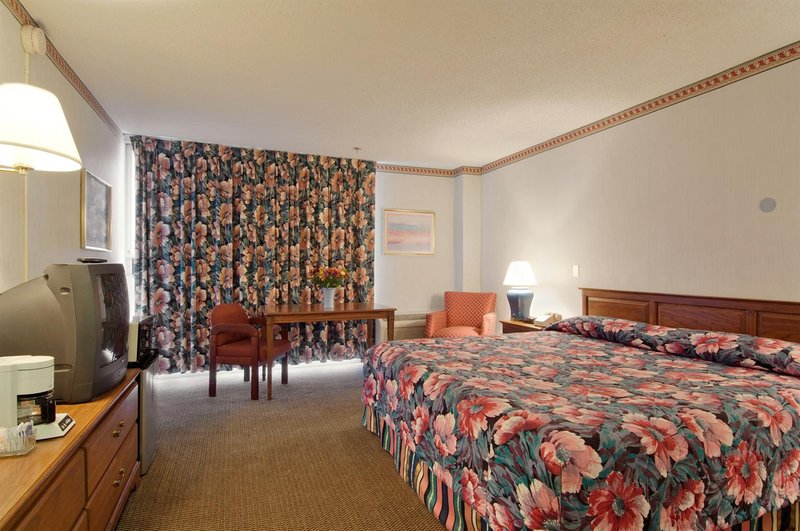 Americas Best Value Inn Cleveland Airport - Brook Park, OH