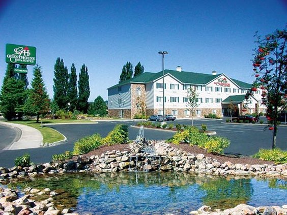 Guest House Intl - Kelso, WA