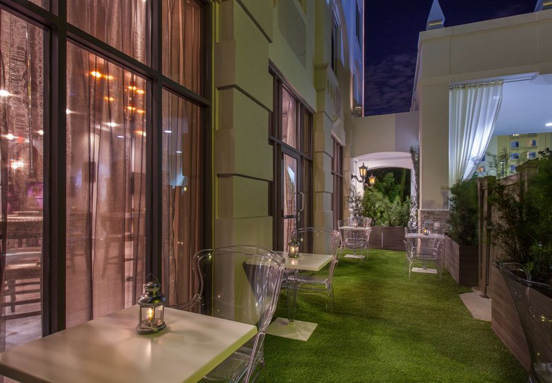 Doubletree-Orlando Castle - Orlando, FL