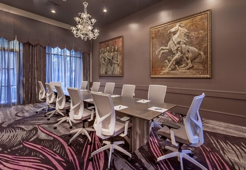 Doubletree-Orlando Castle - Orlando, FL