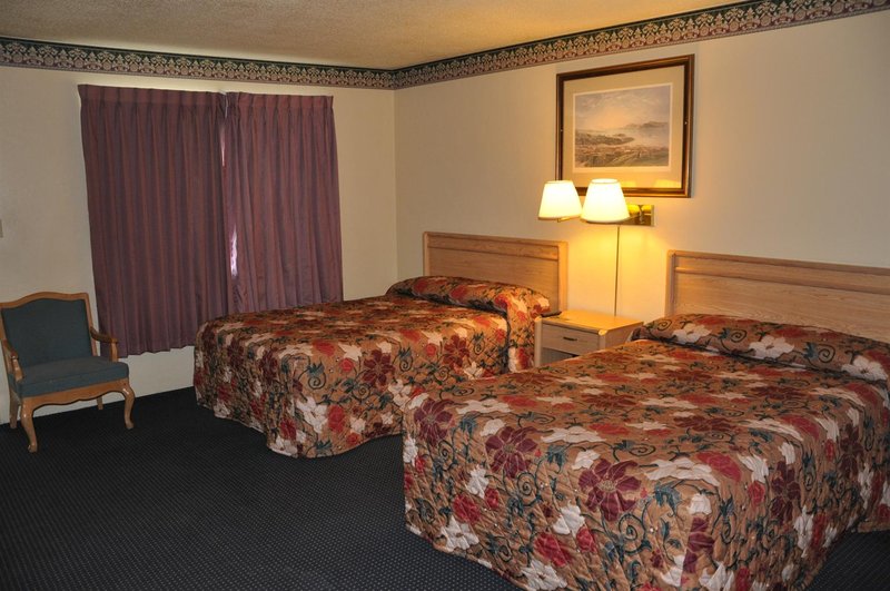 Travelers Inn - Manteca - Manteca, CA