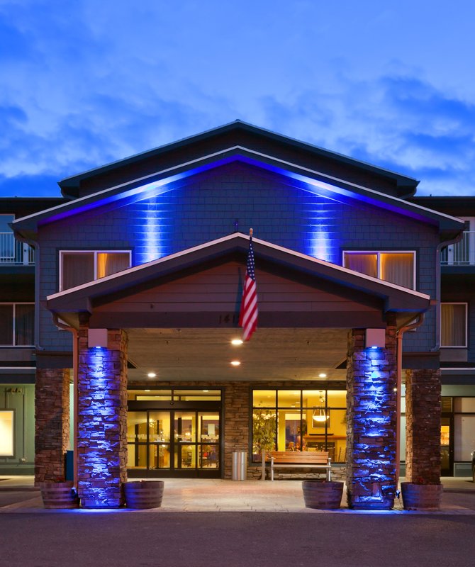 Holiday Inn Express - Seward, AK