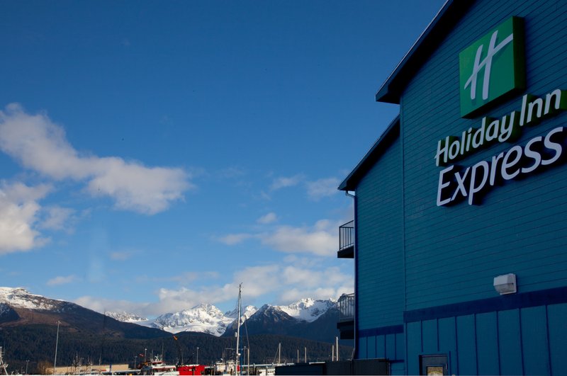 Holiday Inn Express - Seward, AK