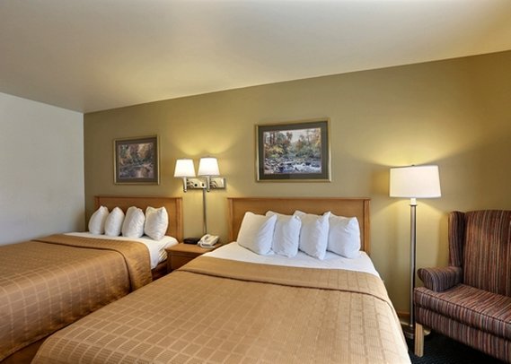 Quality Inn - Mauston, WI