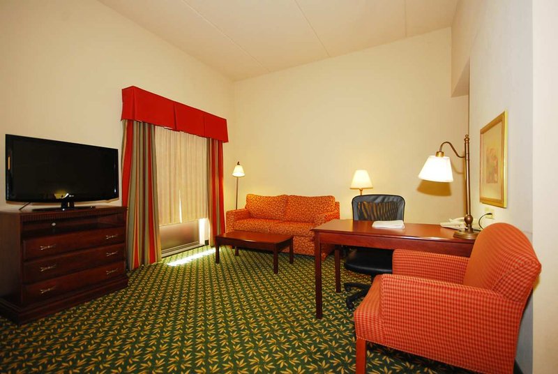 Hampton Inn & Suites Lamar - Mill Hall, PA