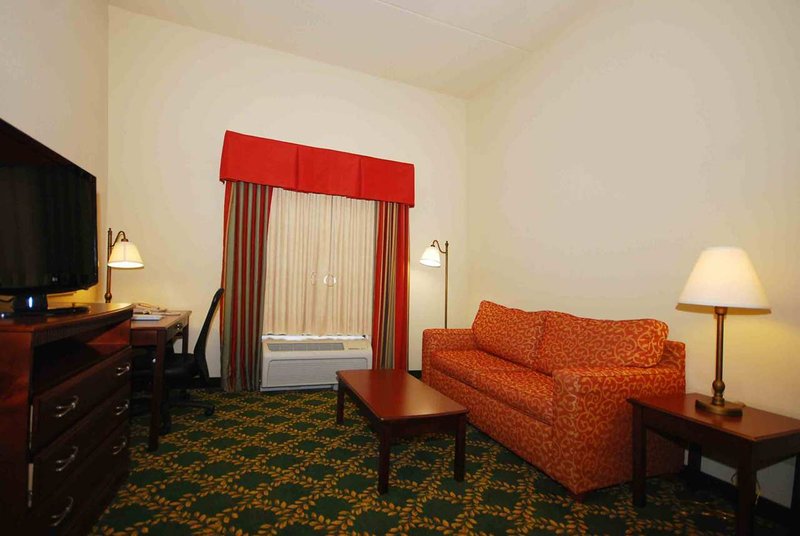 Hampton Inn & Suites Lamar - Mill Hall, PA