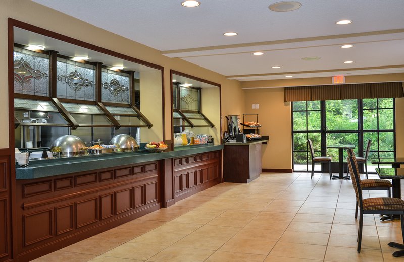 Best Western Plus - Anderson, IN