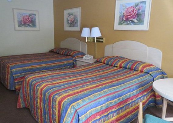 Econo Lodge - Defuniak Springs, FL