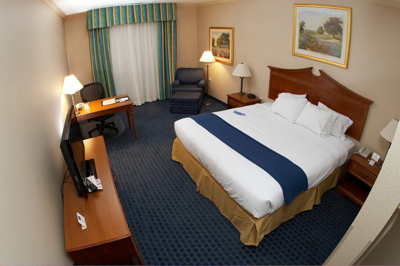 Holiday Inn Express BREEZEWOOD - Wood, PA