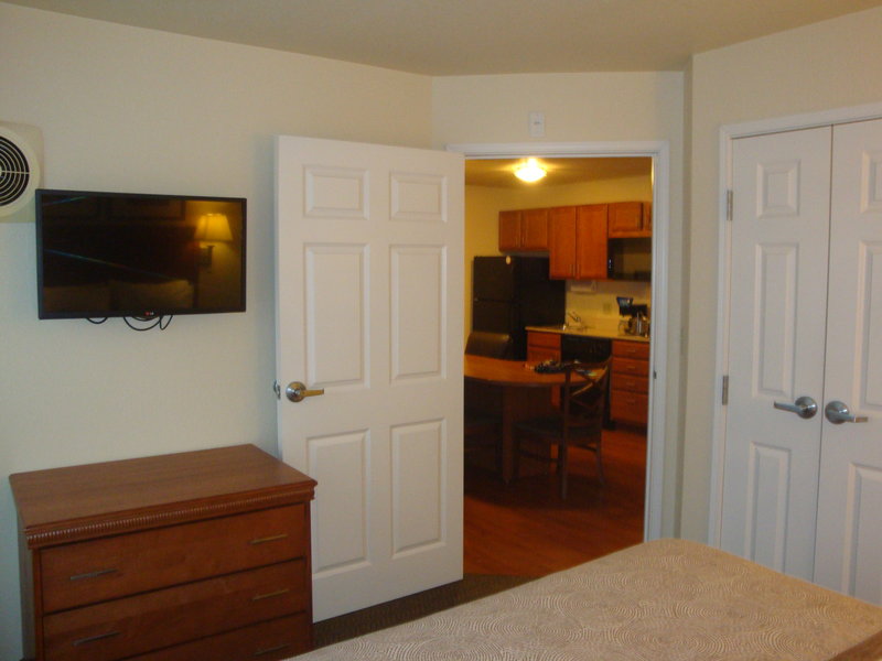 Candlewood Suites Bloomington-Normal - Colfax, IL