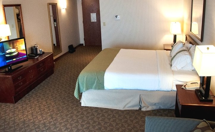 Holiday Inn UNIVERSITY PLAZA-BOWLING GREEN - Drake, KY