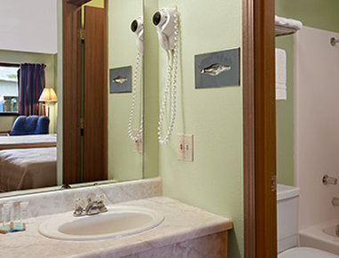 Travelodge - Mountain Grove, MO