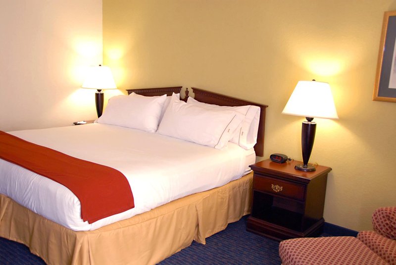 Holiday Inn Express JONESBORO - Jonesboro, AR