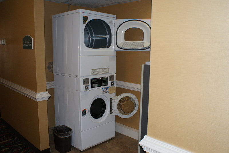 Holiday Inn Express FAYETTEVILLE - Fayetteville, GA