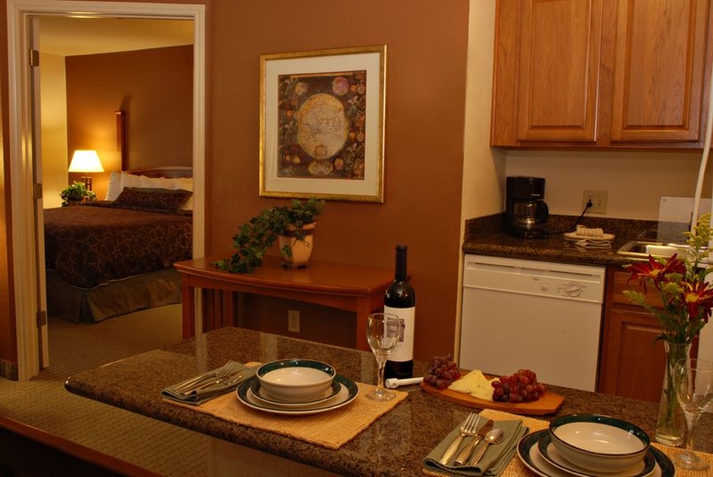 Staybridge Suites PORTLAND - AIRPORT - Portland, OR