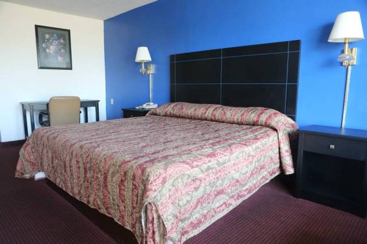 Red Carpet Inn - Hattiesburg, MS