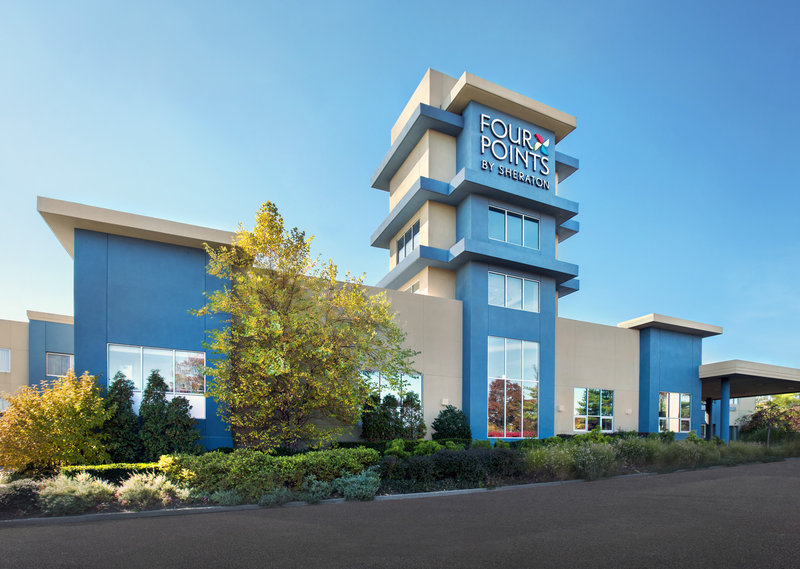 Four Points by Sheraton Plainview Long Island - Plainview, NY