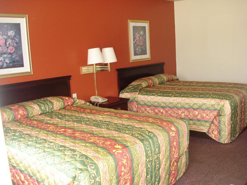 Western Plaza Inn - De Queen, AR