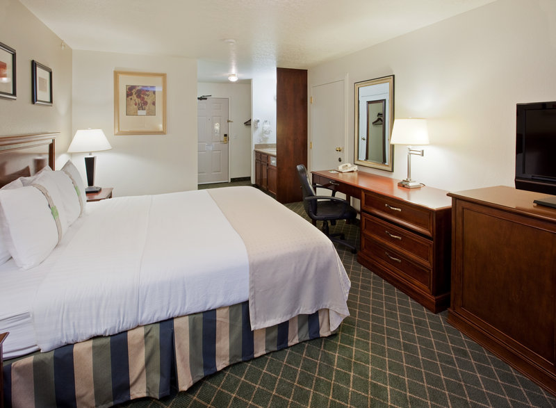 Holiday Inn REDDING - Redding, CA