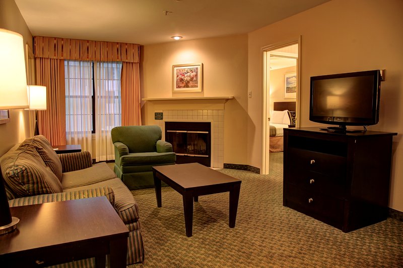 Holiday Inn Shreveport Airport West - Shreveport, LA