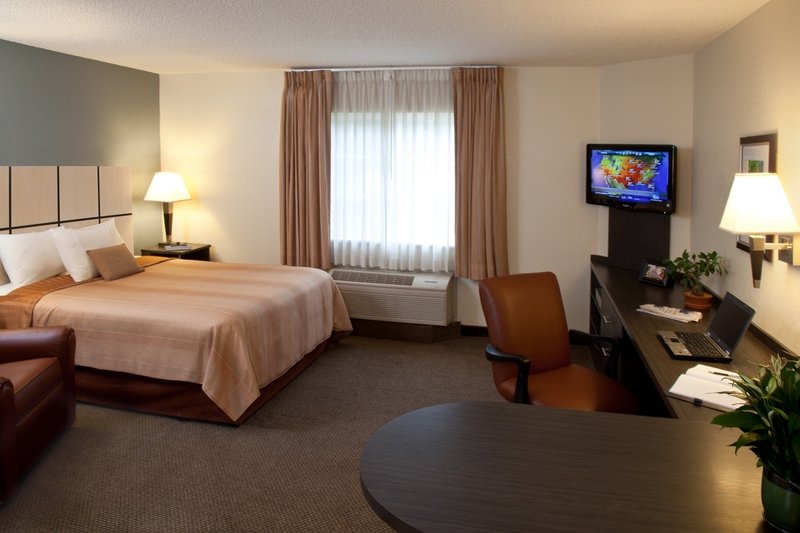 Candlewood Suites PHILADELPHIA-WILLOW GROVE - Horsham, PA