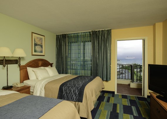 Comfort Inn & Suites Port Canaveral Area - Cocoa Beach, FL