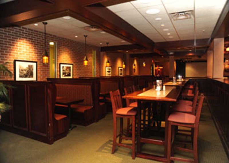 Waterford Estates Lodge - South Bend, IN