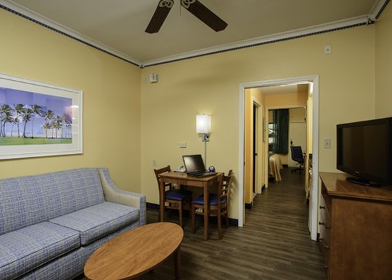 Comfort Inn & Suites Port Canaveral Area - Cocoa Beach, FL