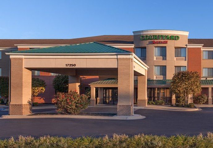 Courtyard By Marriott Kansas City Shawnee - Shawnee, KS