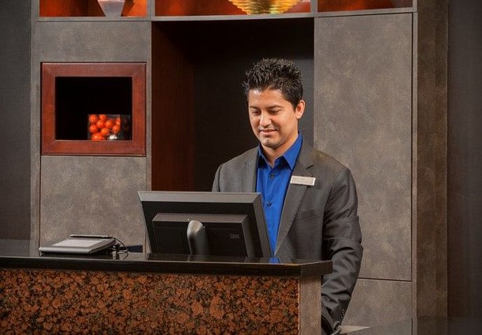Courtyard By Marriott Kansas City Shawnee - Shawnee, KS