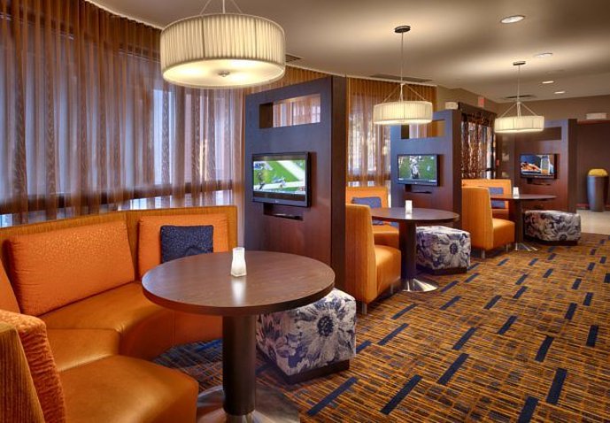 Courtyard By Marriott Kansas City Shawnee - Shawnee, KS