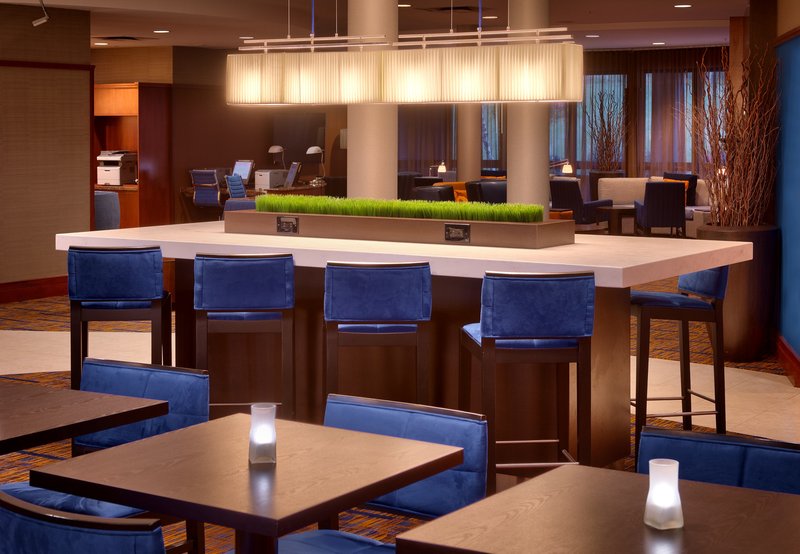 Courtyard By Marriott Kansas City Shawnee - Shawnee, KS