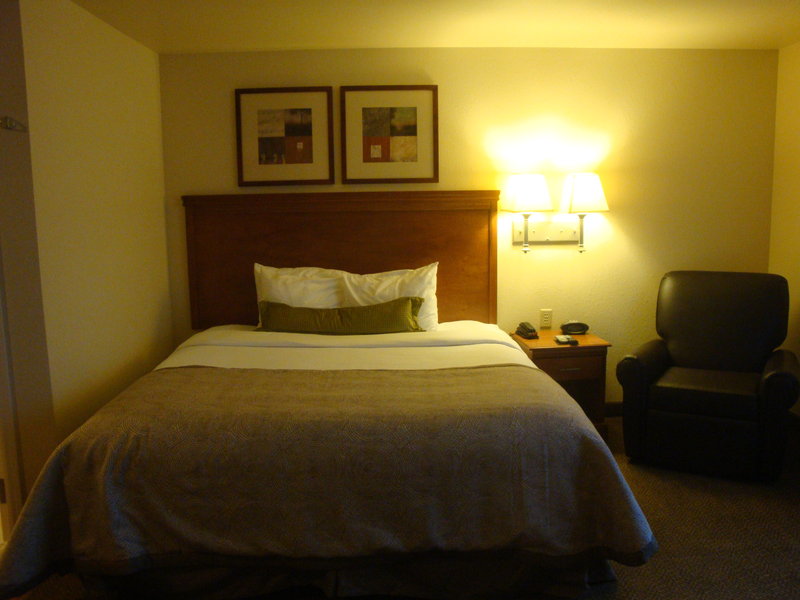 Candlewood Suites Bloomington-Normal - Colfax, IL