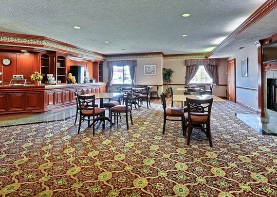 Rodeway Inn & Suites - Carmel, IN