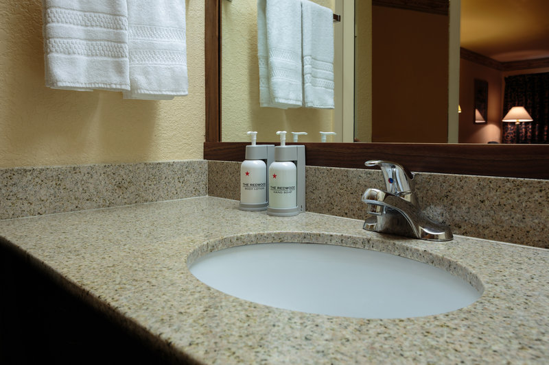 Holiday Inn Express FORTUNA (FERNDALE AREA) - Fortuna, CA