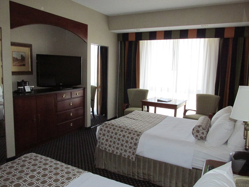Crowne Plaza-Springfield - Mount Pulaski, IL