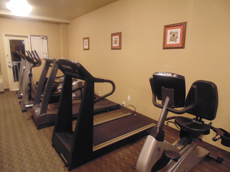 Oxford Suites Gladstone - Gladstone, OR