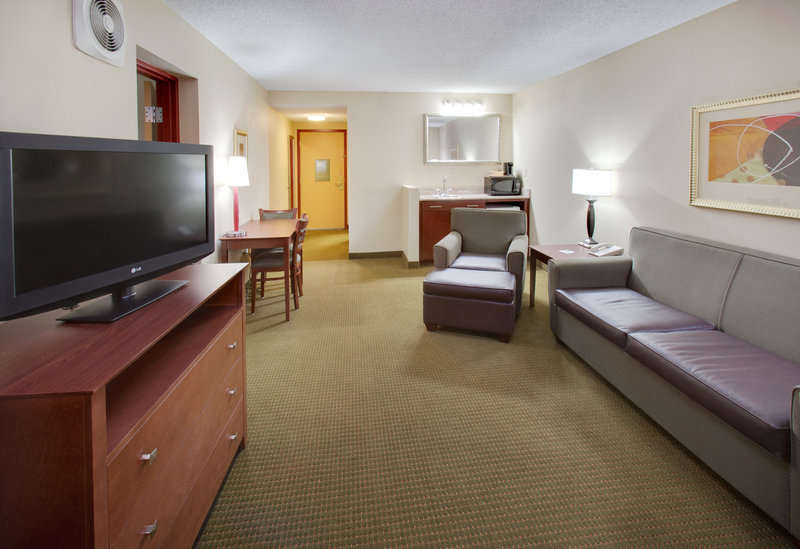 Holiday Inn AUSTIN CONFERENCE CENTER - Austin, MN