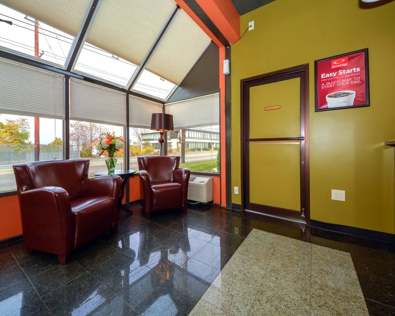 Econo Lodge-Meadowlands - Carlstadt, NJ