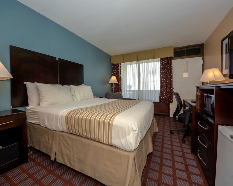 Econo Lodge-Meadowlands - Carlstadt, NJ