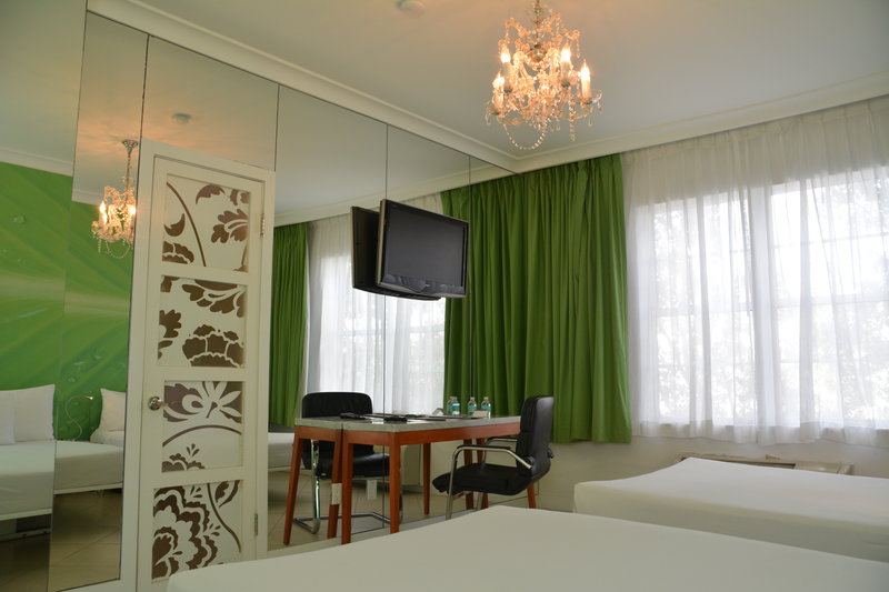 Island House South Beach Miami Beach Hotels - Miami Beach, FL