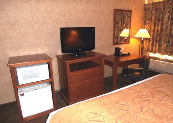 Comfort Inn - Macon, MO