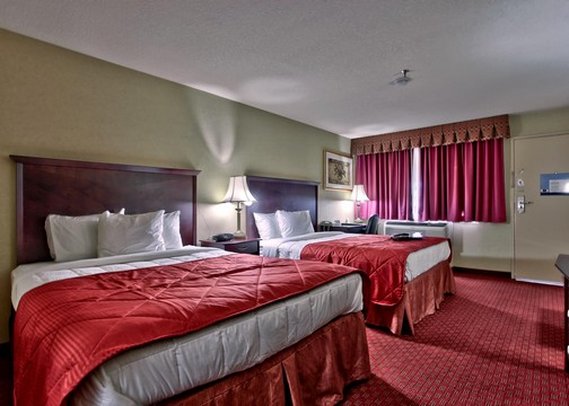 Clarion Inn - Blythe, CA